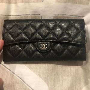 Chanel  black caviar long wallet